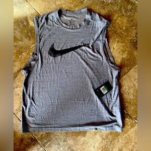 Nike tank NWT shorts size XL